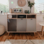 Credenka Drei Räume Sonoma Grey erhöhten Füße 120 x 40 x 88 h cm