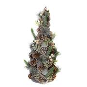 Baum mit Kiefernkegeln und weißen Beeren17H41