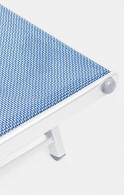 Aluminiumbett mit blauen Kreuzrädern 65 x 196 x 62 cm