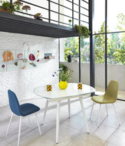 Ausleitbare Tabelle mit Oberteil in weißem Temperaturglas 120/180x90h cm