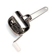 Klingen mit Deckel rotieren.