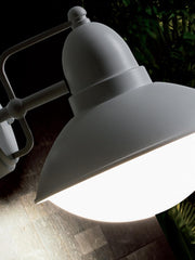 Die -cast -Aluminiumstruktur mit Stecker, Porzellanporzellanlampe, geeignet für energiesparende Lampen, maximale Lampe 160 mm Höhe, 230 -V -Stromversorgung, IP44 -Schutz, maximale Leistung 60W Lampen weiß