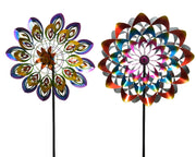 Eisenwindmühle im Freien