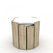 Tris strenge Tische, die mit Mehrzweck -Weißebene -Eichene ausgestattet sind