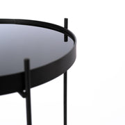 Temperierter Glas und schwarzes Metall 38 x 38 x 43 cm