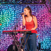 Twinkly Cutain Wall RGB und heiße weiße 210 LEDs