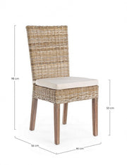 Geborener Stuhl in Mogania Tavira