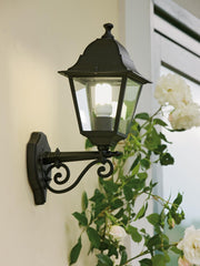 Outdoor -Lampe im sterben -cast -Aluminium mit schwarzen transparenten Glaslautsprechern