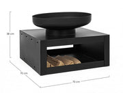 Braciere mit schwarzem Holzhafen