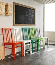 2x hellgrau lackierter Holzstuhl 39,5 cm x 39,5 cm H. 86,5 cm