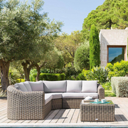 Angular Moorea Lounge in Rattan