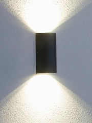 Die -cast -Aluminiumapplikation mit transparentem Glasdiffusor - heißes Licht - 12W - 683 Lumen Graphit